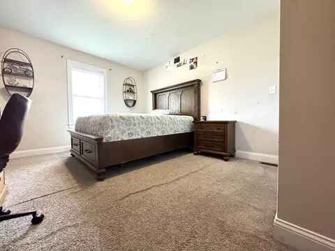 646 Laurel St, Fall River, MA 02721 photo 15