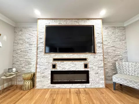 646 Laurel St, Fall River, MA 02721 photo 3