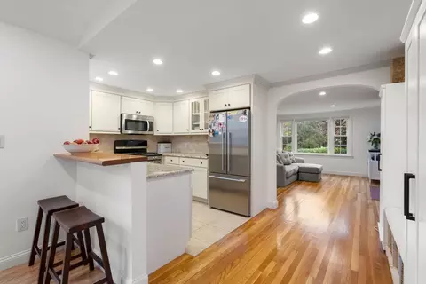 Entry Way - 28 John St, Needham, MA 02494 photo 2 of 2