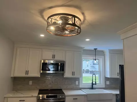 11 Exeter Ave, Methuen, MA 01844 photo 7