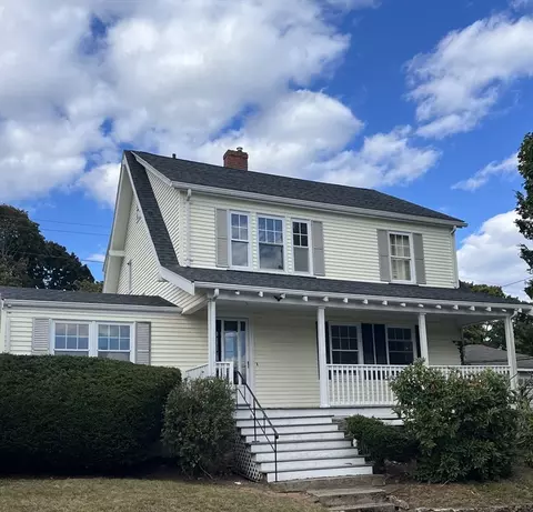 9 Phillips Cir, Swampscott, MA 01907