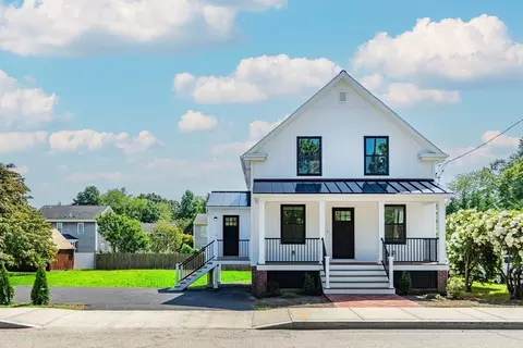 180 Maple Ave, Barrington, RI 02806