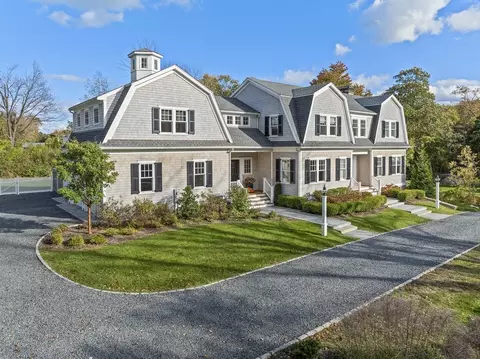 62 Black Rock Rd, Cohasset, MA 02025
