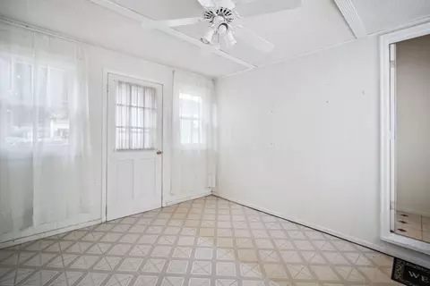 30 Ellen St, Springfield, MA 01104 photo 23