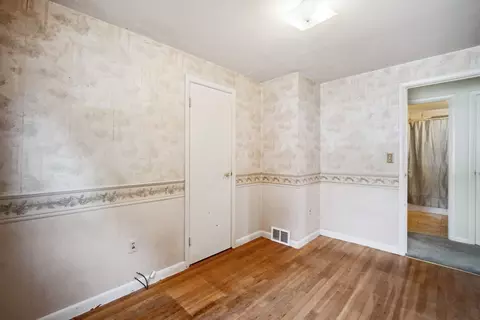 30 Ellen St, Springfield, MA 01104 photo 16