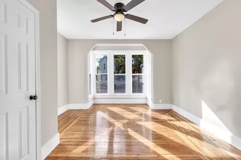 184 King St, Springfield, MA 01109 photo 7