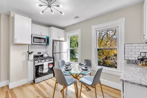 184 King St, Springfield, MA 01109 photo 22