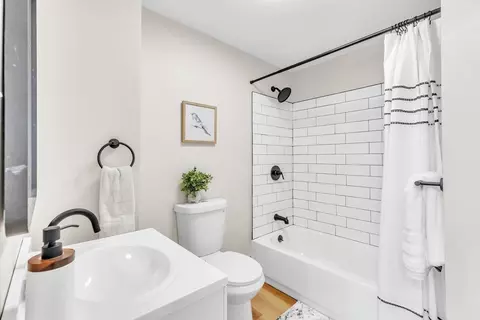 184 King St, Springfield, MA 01109 photo 16