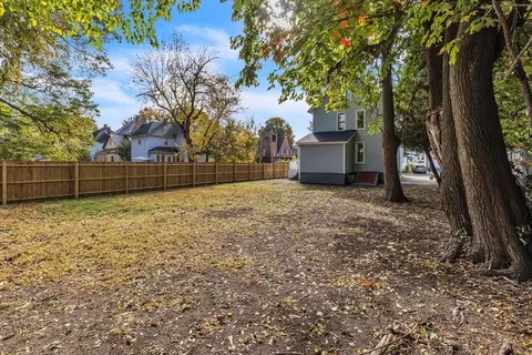 184 King St, Springfield, MA 01109 photo 37