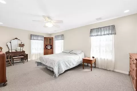 4 Avery Path, Worcester, MA 01603 photo 21