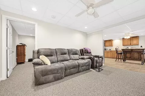 4 Avery Path, Worcester, MA 01603 photo 24