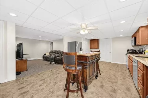 4 Avery Path, Worcester, MA 01603 photo 28