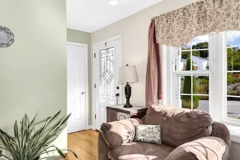4 Avery Path, Worcester, MA 01603 photo 4
