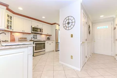 Entry Way - 283 E Main St #11, Norton, MA 02766 photo 1 of 2