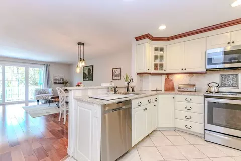 Kitchen - 283 E Main St #11, Norton, MA 02766 photo 5 of 8