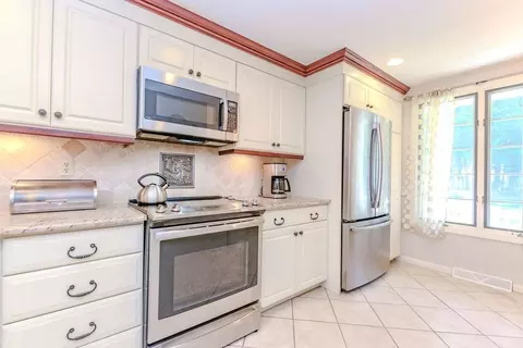 Kitchen - 283 E Main St #11, Norton, MA 02766 photo 1 of 8