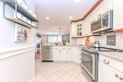 Kitchen - 283 E Main St #11, Norton, MA 02766 photo 6 of 8