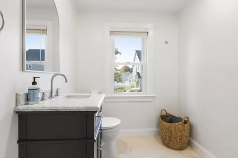 366 Cedar St, Dedham, MA 02026 photo 17