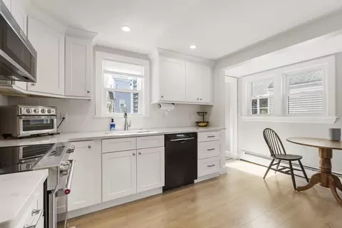 366 Cedar St, Dedham, MA 02026 photo 10
