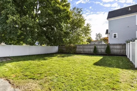 366 Cedar St, Dedham, MA 02026 photo 25