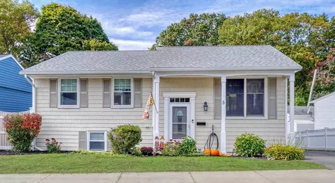 5 Northdale Ter, Boston, MA 02132