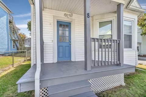 8 Wall St, Webster, MA 01570 photo 2