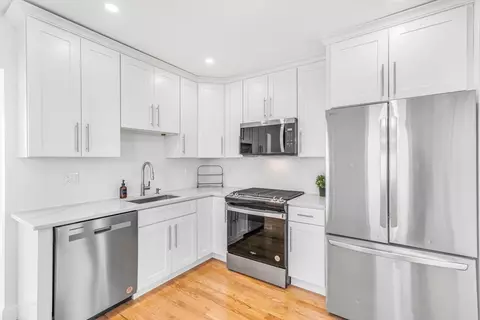 8 Wall St, Webster, MA 01570 photo 4