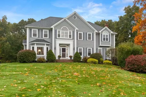85 Windkist Farm Rd, North Andover, MA 01845
