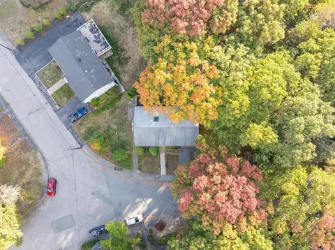 33 Pine Ave, Randolph, MA 02368 photo 3