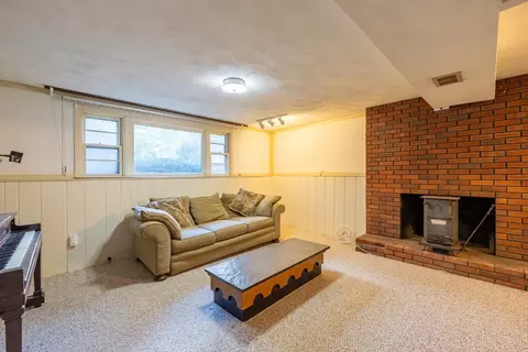 33 Pine Ave, Randolph, MA 02368 photo 32