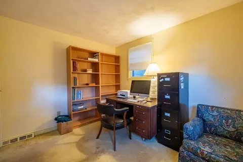 33 Pine Ave, Randolph, MA 02368 photo 28