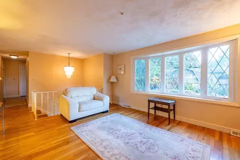 33 Pine Ave, Randolph, MA 02368 photo 13