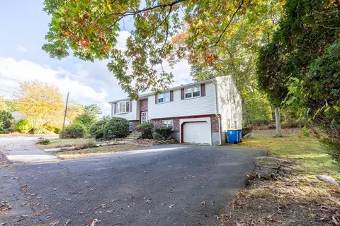 33 Pine Ave, Randolph, MA 02368 photo 5