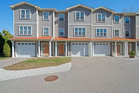 74 West St #2, Attleboro, MA 02703