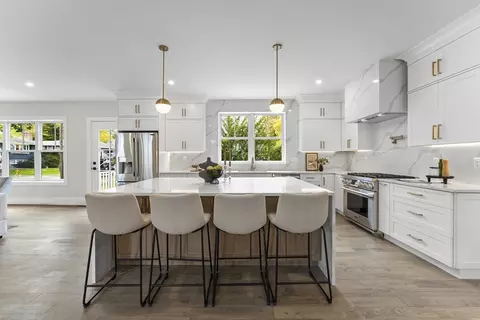 17 George Aggott Rd, Needham, MA 02492 photo 4