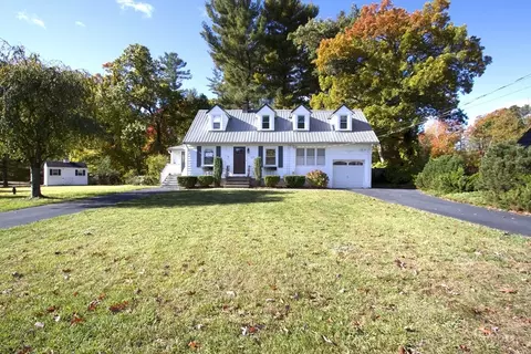 282 Shawsheen Ave, Wilmington, MA 01887