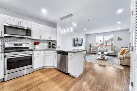 693 Western #301, Lynn, MA 01905