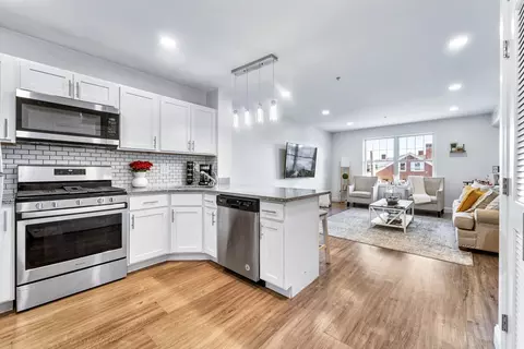 693 Western #301, Lynn, MA 01905