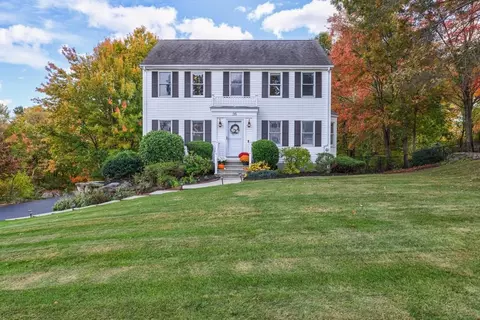 26 Benoni Dr, Sutton, MA 01590 photo 1