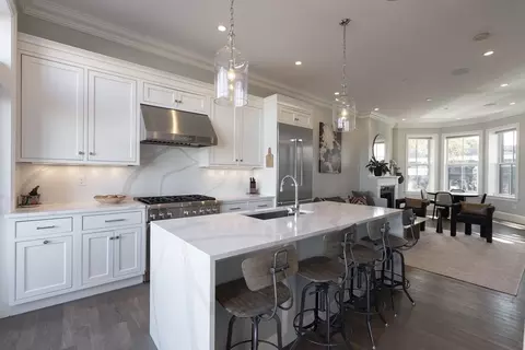 550 E Broadway #1, Boston, MA 02127