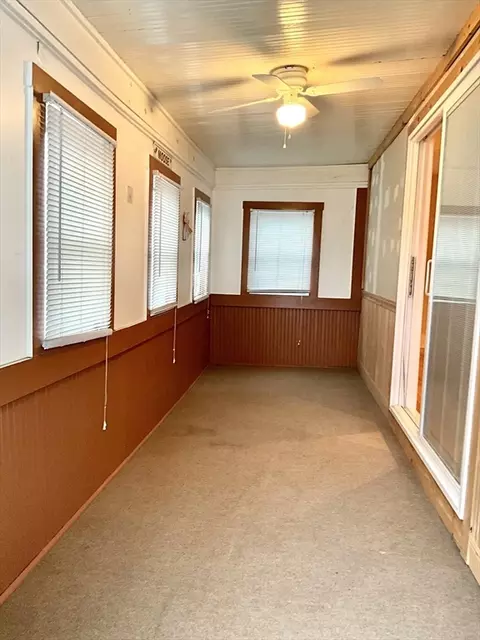 28 Wall St, Worcester, MA 01604 photo 2