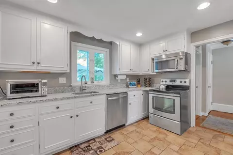 122 Monadnock Rd, Worcester, MA 01609 photo 8