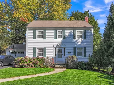 122 Monadnock Rd, Worcester, MA 01609