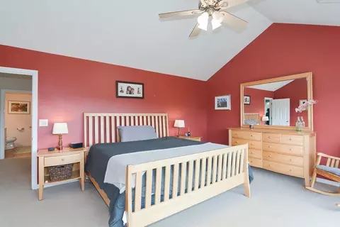 95 Mendon St, Upton, MA 01568 photo 13