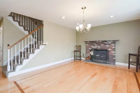 95 Mendon St, Upton, MA 01568 photo 11
