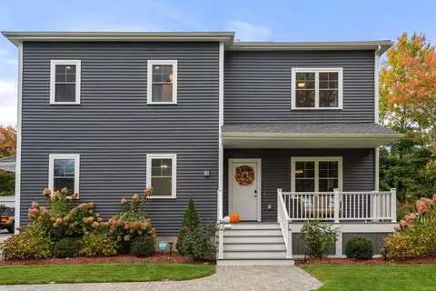 10 Lynn Fells Pkwy, Saugus, MA 01906