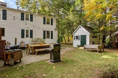 140 Walpole St, Dover, MA 02030 photo 25