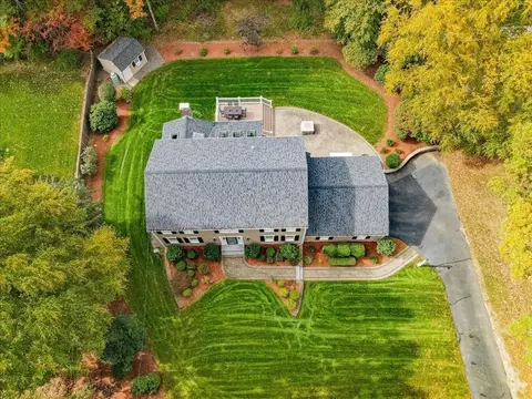 137 Baker St, Walpole, MA 02081 photo 2