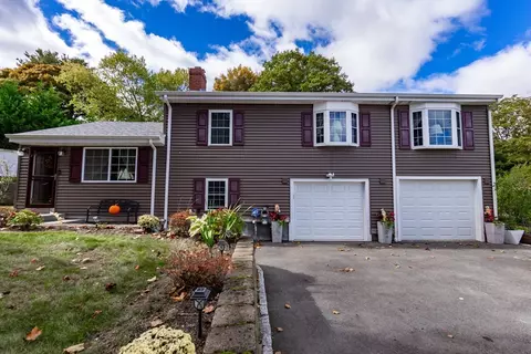 25 Mount Pleasant Dr, Peabody, MA 01960