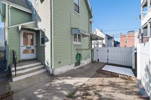 Exterior - 2 Perry Pl, Everett, MA 02149 photo 1 of 3